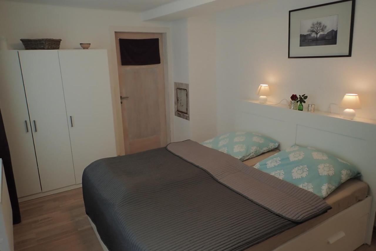 Ferienwohnung Holzmaden Am Platz Luaran gambar